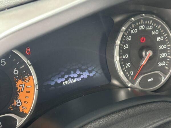 JEEP RENEGADE LONGITUDE 1.8 AUT FLEX 2021 - Imagem 8