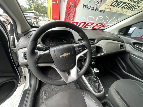 CHEVROLET ÔNIX HATCH LT 1.0 MEC 2019 - Imagem 6
